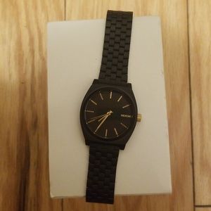 NIXON Matte Black Watch